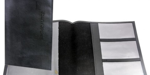 Porta manuais em couro