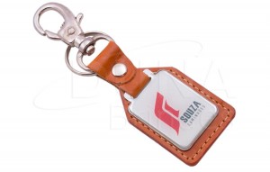 Chaveiro em couro e metal