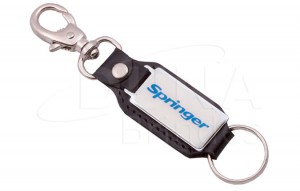 Chaveiro em couro e metal