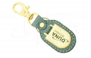 Chaveiro em couro e metal