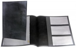 Porta manuais em couro